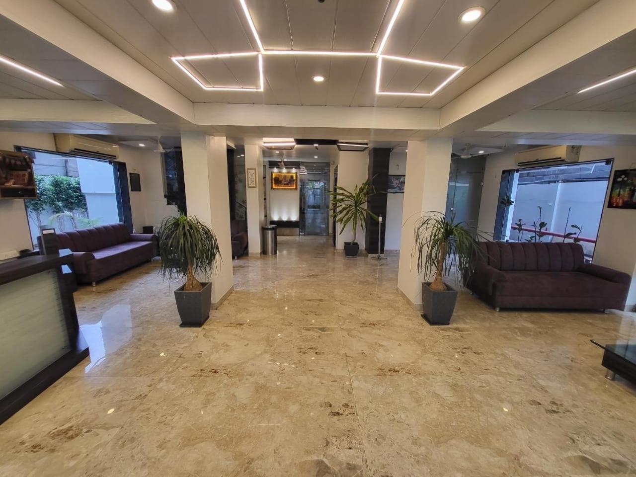 Hotel Nirvana Residency Nagpur Esterno foto